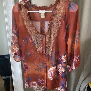 Beautiful half sleeve blouse